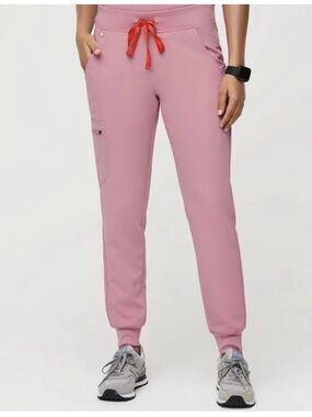 Figs Chalk Pink Zamora Jogger Scrub Pants